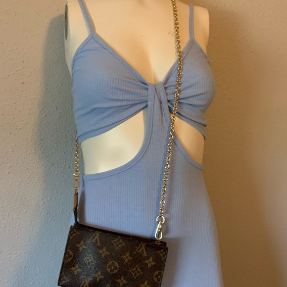 BABY BLUE MAXI DRESS - Picture 4 of 7